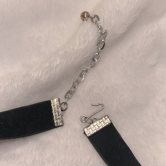 Elegant Black and Silver Cross Pendant Velvet Vintage Choker - Picture 3 of 3